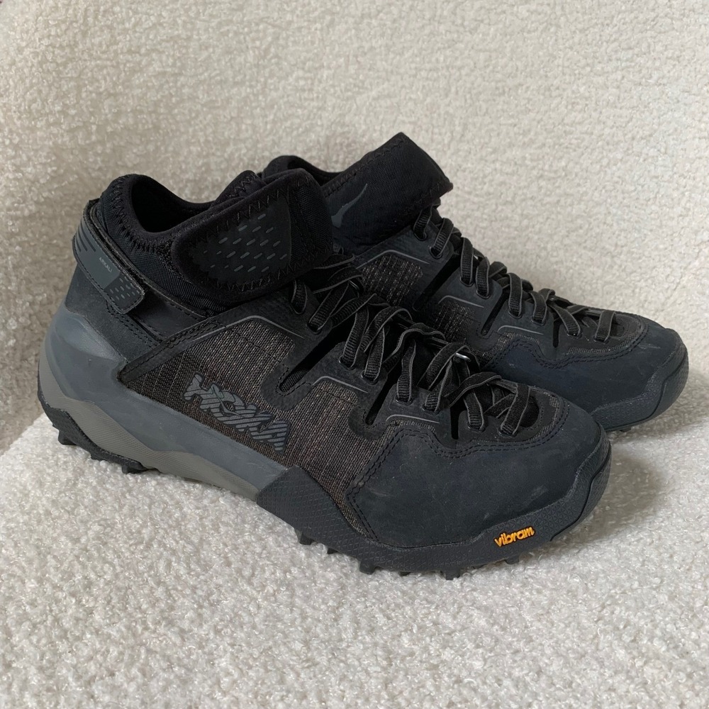 Hoka One One Womens Arkali Hiking Shoes Black Size 9.5 Style 1103515